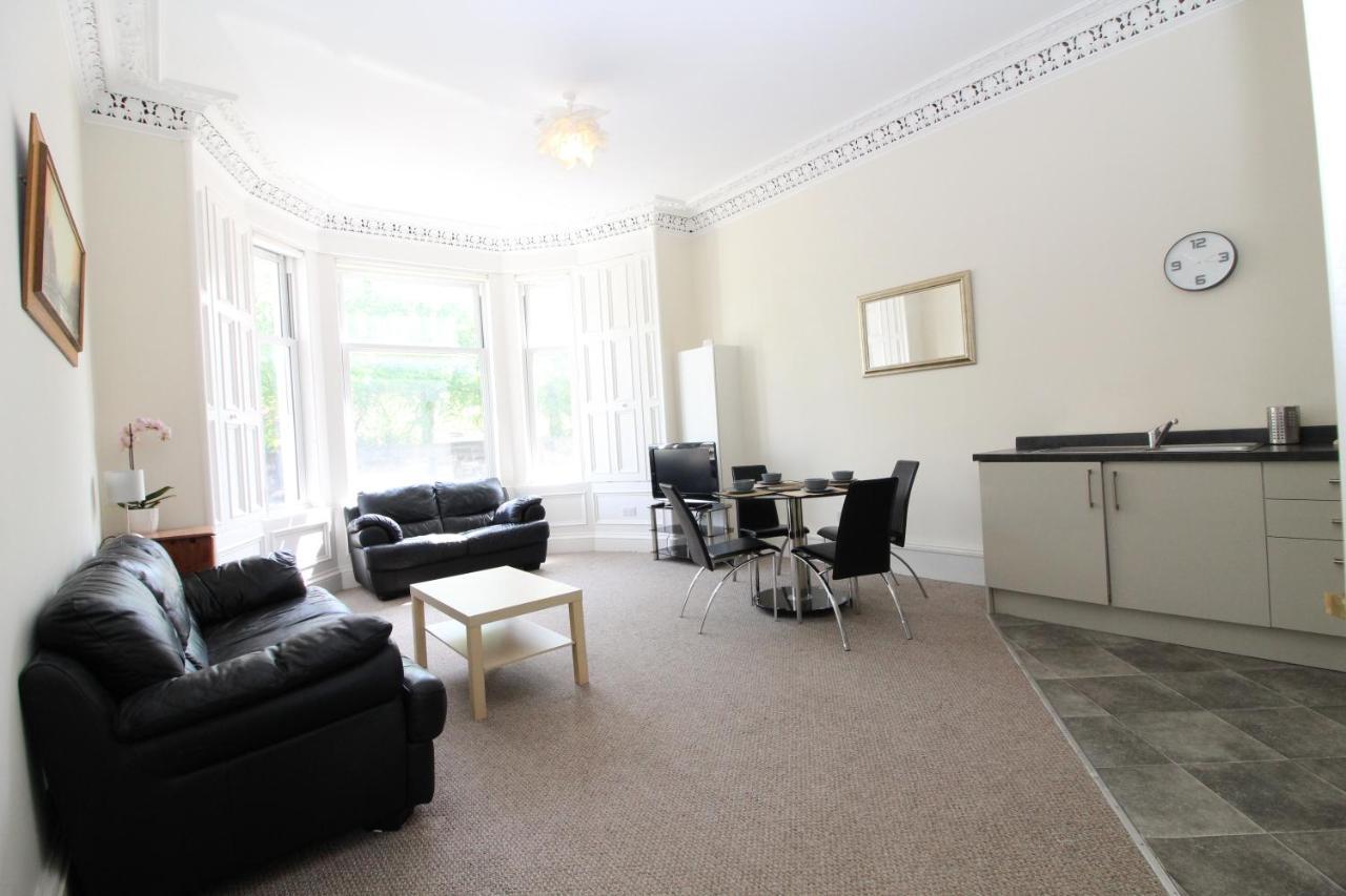 Central Two Bedroom Victorian Apartment With Free Parking Edimburgo Esterno foto