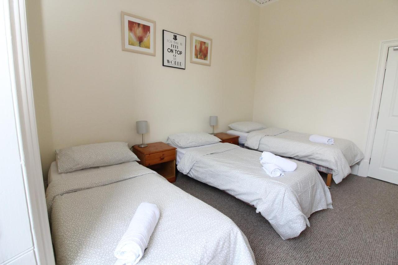 Central Two Bedroom Victorian Apartment With Free Parking Edimburgo Esterno foto